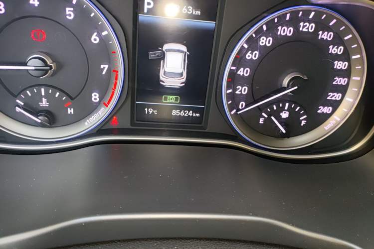 Used Hyundai ENCINO 2018 1.6T Dual-Clutch ZhiPao Edition China V Standard Odometer Close Up
