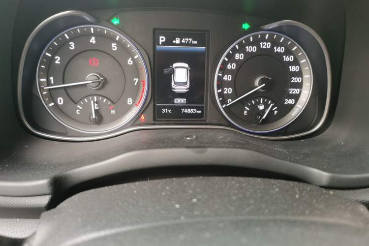 Used Hyundai ENCINO 2018 1.6T Dual-Clutch ZhiPao Edition China V Standard Odometer Close Up