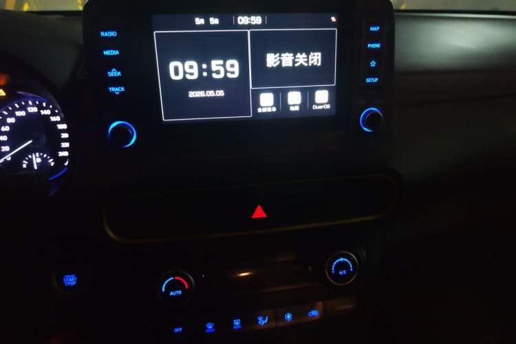 Used Hyundai ENCINO 2018 1.6T Dual-Clutch ZhiPao Edition China V Standard Audio And AC Panel