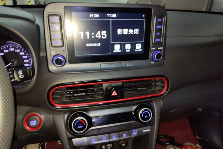 Used Hyundai ENCINO 2018 1.6T Dual-Clutch ZhiPao Edition China V Standard Audio And AC Panel