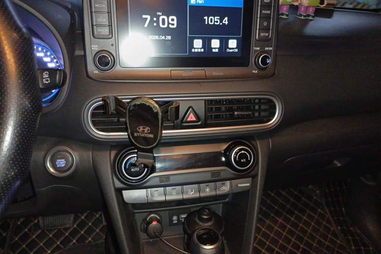 Used Hyundai ENCINO 2018 1.6T Dual-Clutch Zhilian Edition China V Standard Audio And AC Panel