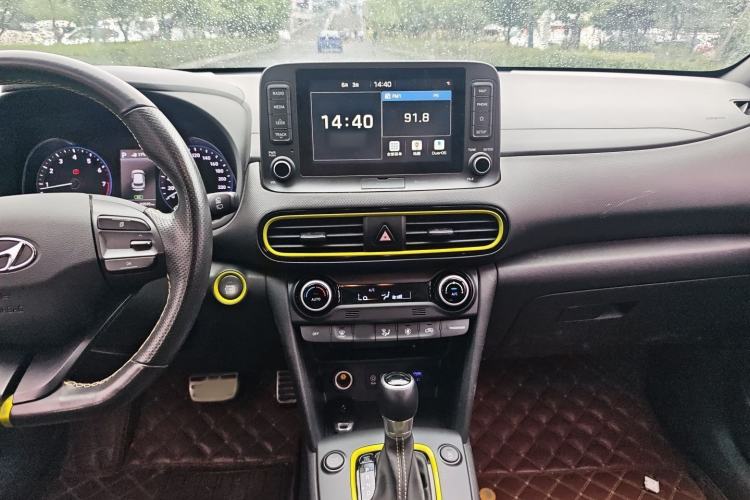 Used Hyundai ENCINO 2018 1.6T Dual-Clutch ZhiPao Edition China V Standard Audio And AC Panel