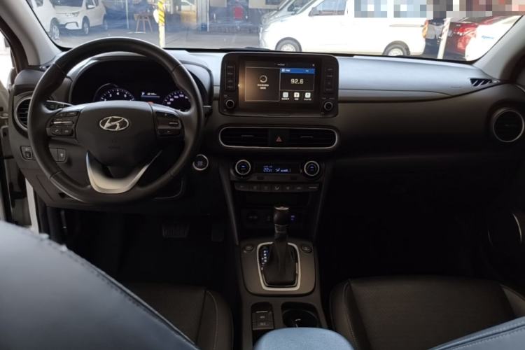 Used Hyundai ENCINO 2018 1.6T Dual-Clutch Zhilian Edition China V Standard Center Console