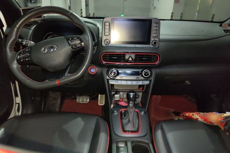 Used Hyundai ENCINO 2018 1.6T Dual-Clutch ZhiPao Edition China V Standard Center Console