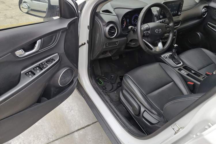 Used Hyundai ENCINO 2018 1.6T Dual-Clutch Zhilian Edition China V Standard Driver Seat
