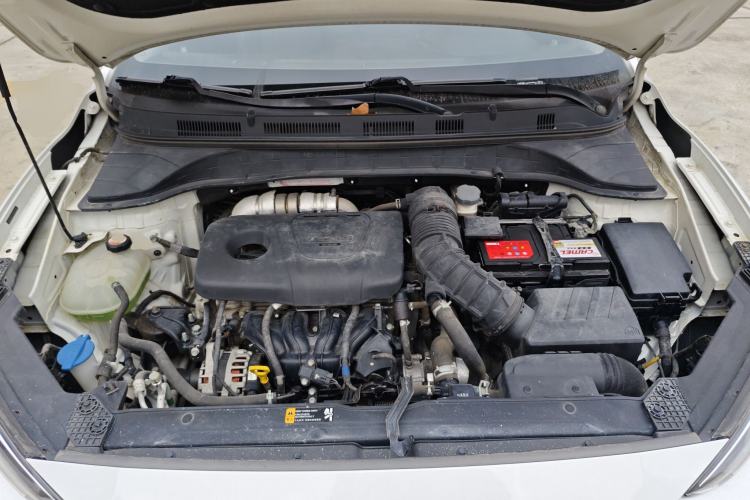 Used Hyundai ENCINO 2018 1.6T Dual-Clutch Zhilian Edition China V Standard Engine Bay