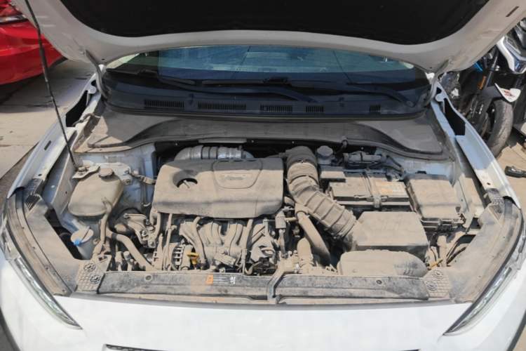 Used Hyundai ENCINO 2018 1.6T Dual-Clutch Zhilian Edition China V Standard Engine Bay