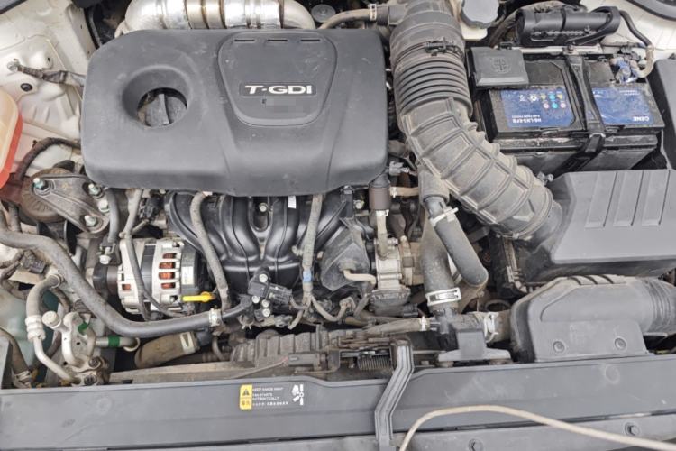 Used Hyundai ENCINO 2018 1.6T Dual-Clutch ZhiPao Edition China V Standard Engine Bay