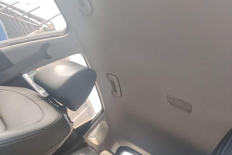 Used Hyundai ENCINO 2018 1.6T Dual-Clutch Zhilian Edition China V Standard Headliner