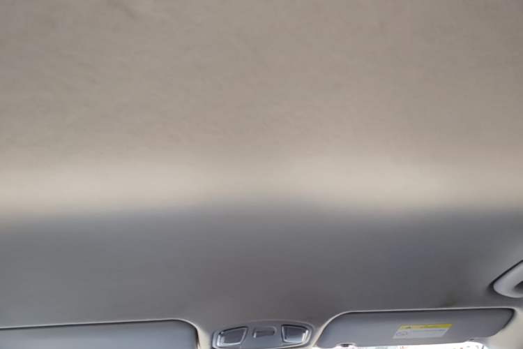 Used Hyundai ENCINO 2018 1.6T Dual-Clutch Zhilian Edition China V Standard Headliner
