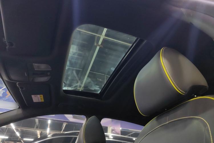 Used Hyundai ENCINO 2018 1.6T Dual-Clutch ZhiPao Edition China V Standard Headliner