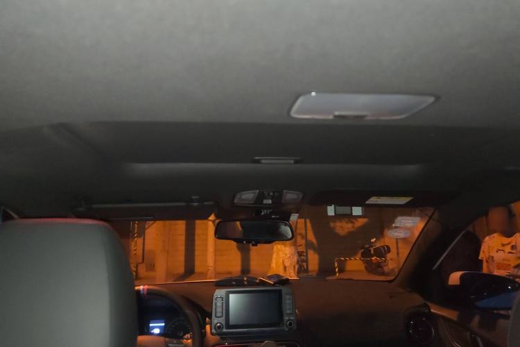Used Hyundai ENCINO 2018 1.6T Dual-Clutch ZhiPao Edition China V Standard Headliner