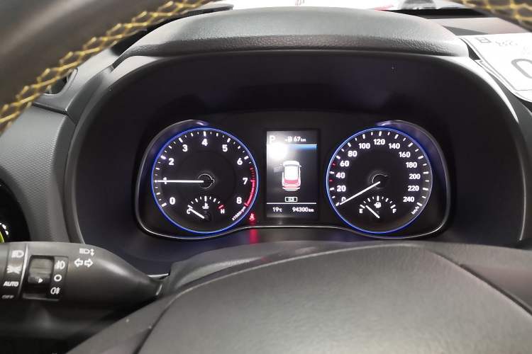 Used Hyundai ENCINO 2018 1.6T Dual-Clutch ZhiPao Edition China V Standard Instrument Cluster