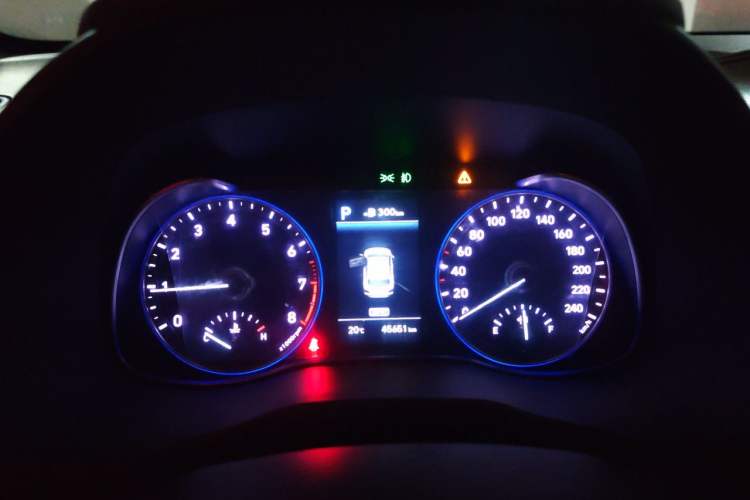 Used Hyundai ENCINO 2018 1.6T Dual-Clutch ZhiPao Edition China V Standard Instrument Cluster
