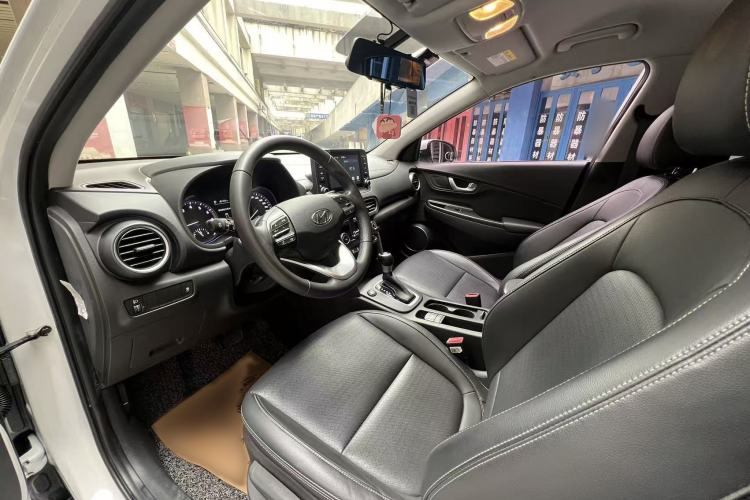 Used Hyundai ENCINO 2018 1.6T Dual-Clutch Zhilian Edition China V Standard Interior 3