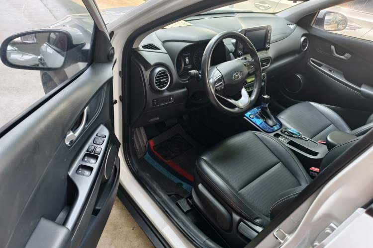 Used Hyundai ENCINO 2018 1.6T Dual-Clutch Zhilian Edition China V Standard Interior 4