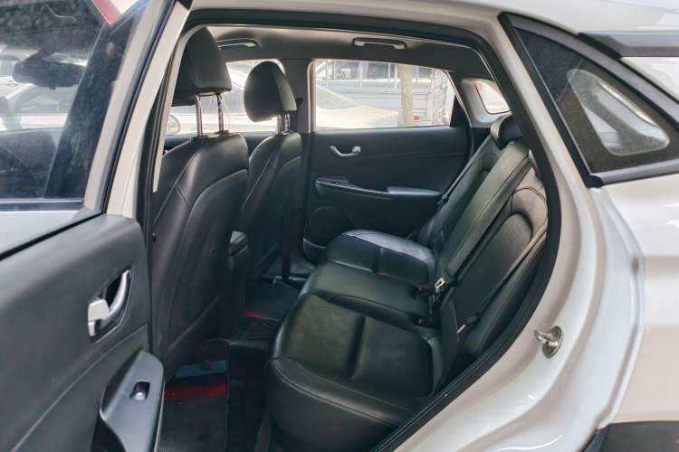 Used Hyundai ENCINO 2018 1.6T Dual-Clutch Zhilian Edition China V Standard Interior 5