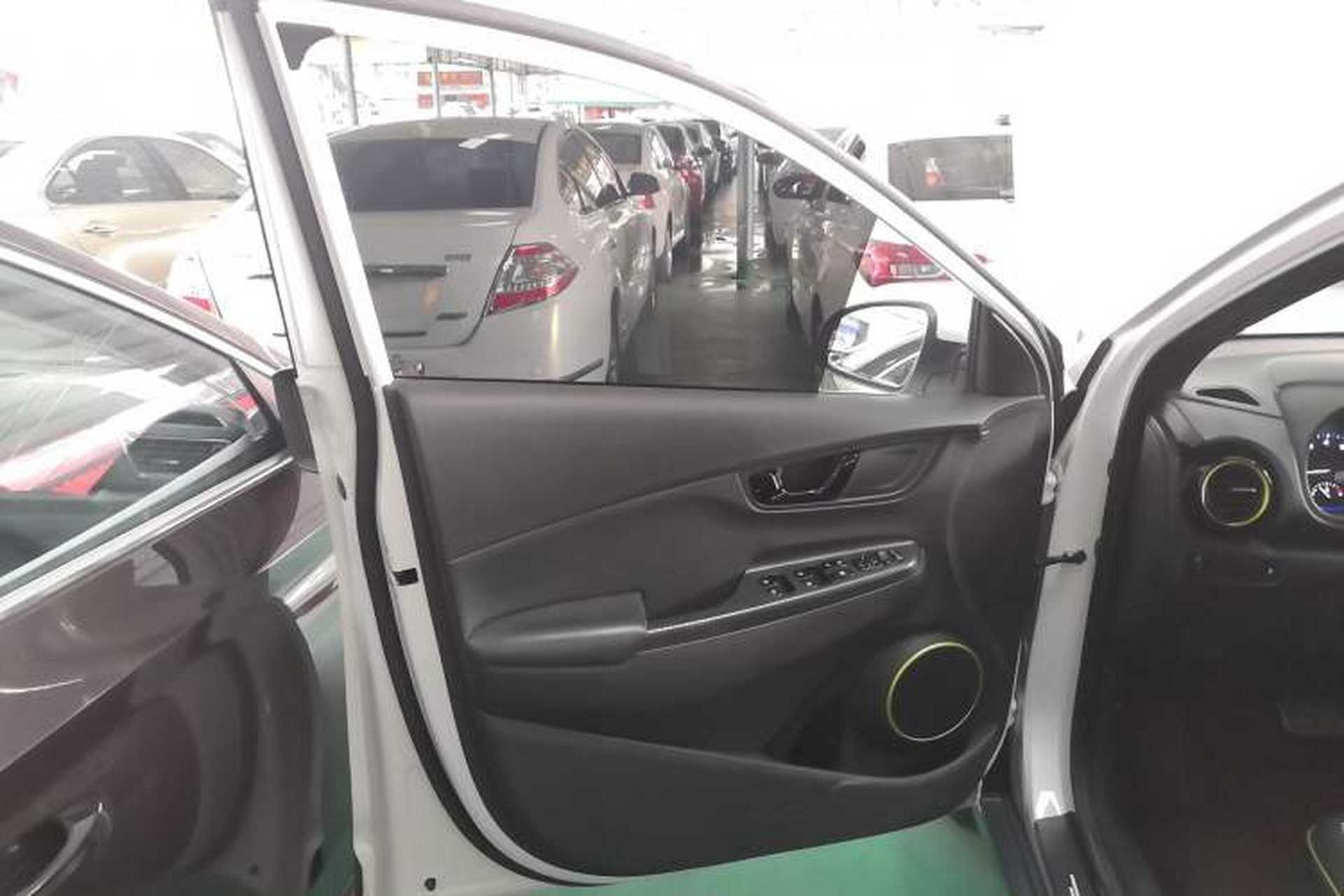 Used Hyundai ENCINO 2018 1.6T Dual-Clutch ZhiPao Edition China V Standard Left Front Door Interior