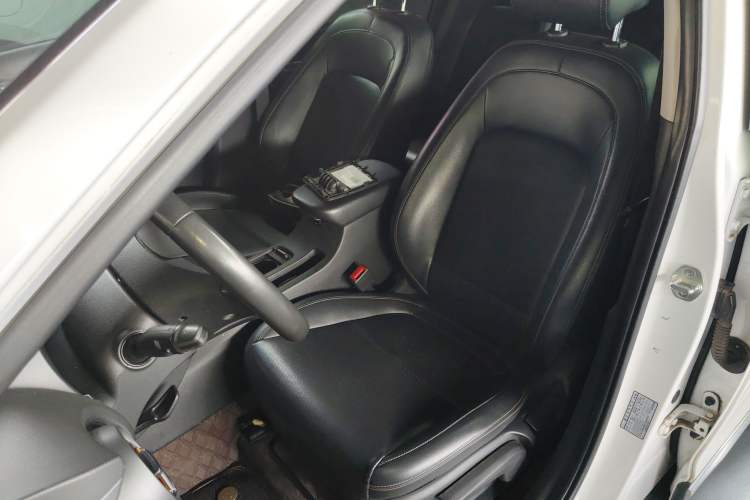 Used Hyundai ENCINO 2018 1.6T Dual-Clutch Zhilian Edition China V Standard Left Front Seat