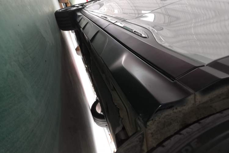 Used Hyundai ENCINO 2018 1.6T Dual-Clutch ZhiPao Edition China V Standard Left Side Sill