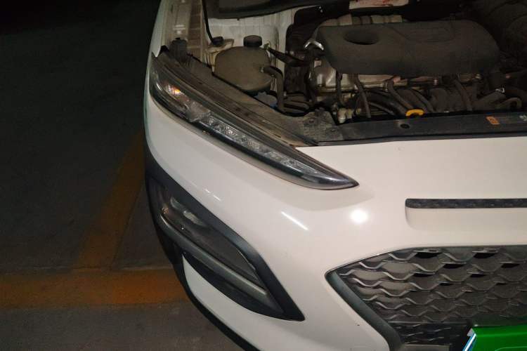 Used Hyundai ENCINO 2018 1.6T Dual-Clutch ZhiPao Edition China V Standard Right Front Headlight