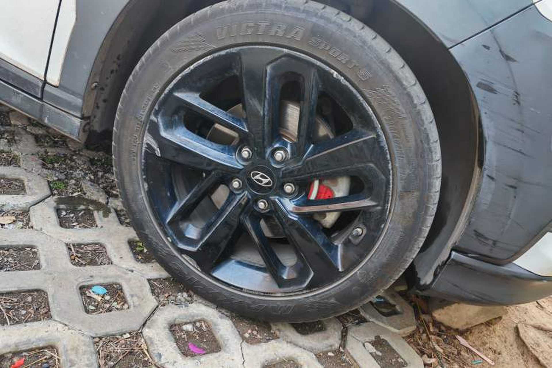 Used Hyundai ENCINO 2018 1.6T Dual-Clutch ZhiPao Edition China V Standard Right Front Wheel Hub