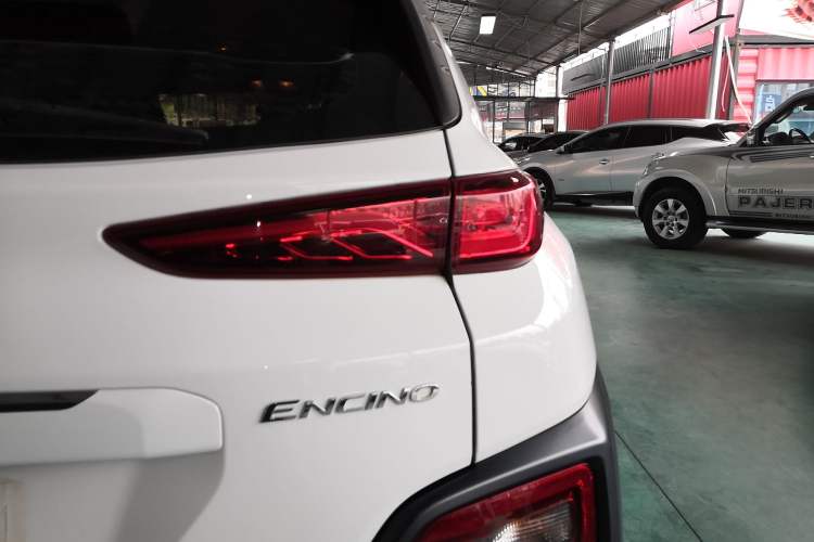Used Hyundai ENCINO 2018 1.6T Dual-Clutch ZhiPao Edition China V Standard Right Rear Taillight