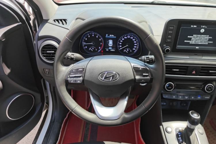 Used Hyundai ENCINO 2018 1.6T Dual-Clutch Zhilian Edition China V Standard Steering Wheel