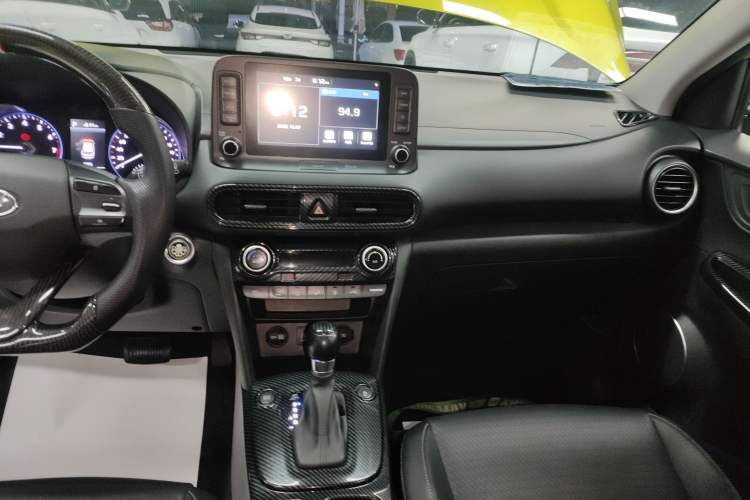 Used Hyundai ENCINO 2018 1.6T Dual-Clutch Zhilian Edition China V Standard Audio And AC Panel