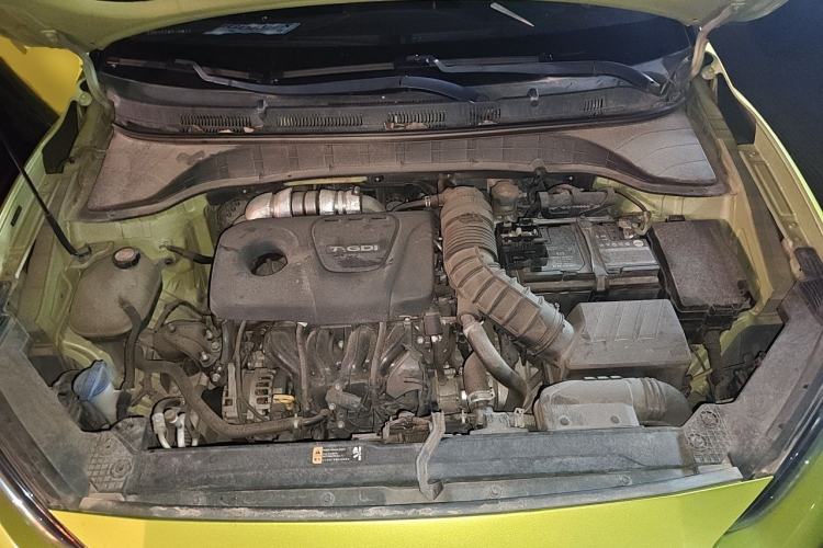 Used Hyundai ENCINO 2018 1.6T Dual-Clutch ZhiPao Edition China V Standard Engine Bay