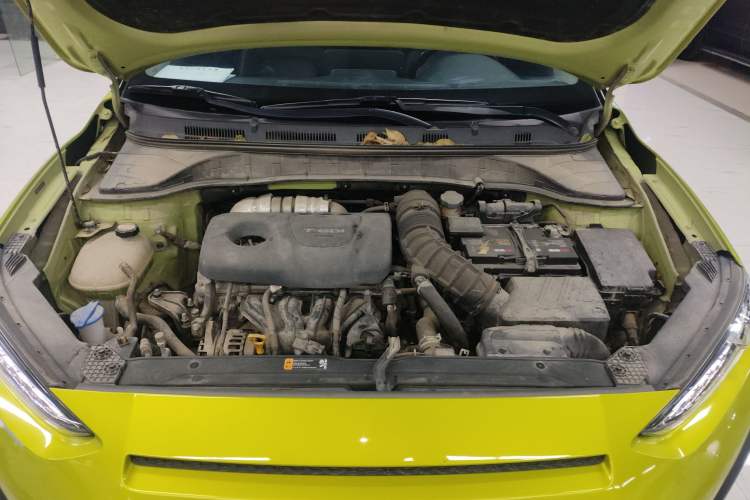 Used Hyundai ENCINO 2018 1.6T Dual-Clutch Zhilian Edition China V Standard Engine Bay