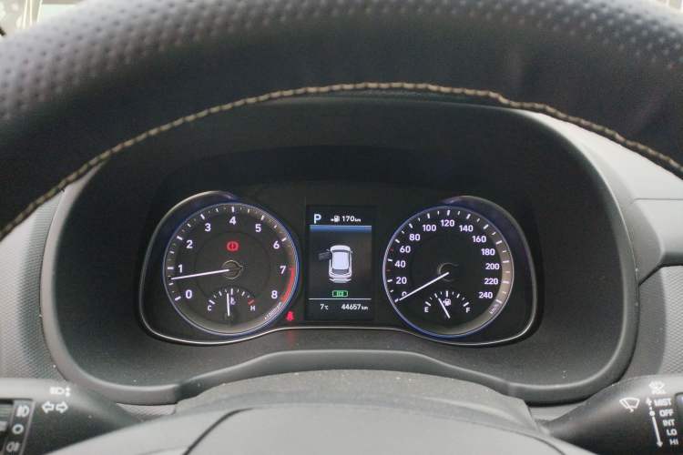 Used Hyundai ENCINO 2018 1.6T Dual-Clutch Zhilian Edition China V Standard Instrument Cluster