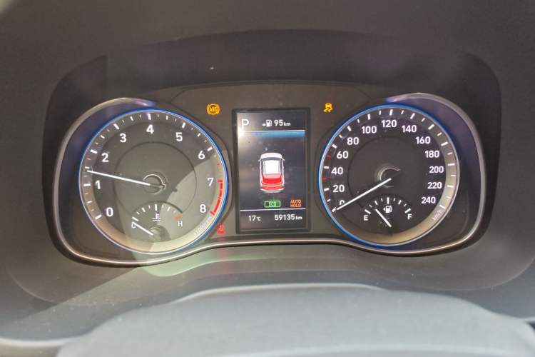 Used Hyundai ENCINO 2018 1.6T Dual-Clutch Zhilian Edition China V Standard Instrument Cluster