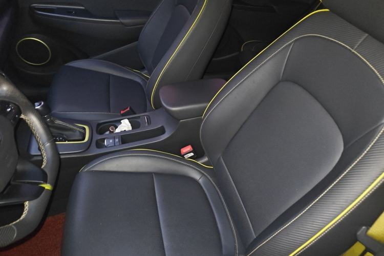 Used Hyundai ENCINO 2018 1.6T Dual-Clutch ZhiPao Edition China V Standard Left Front Seat