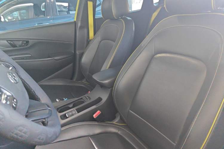 Used Hyundai ENCINO 2018 1.6T Dual-Clutch ZhiPao Edition China V Standard Left Front Seat