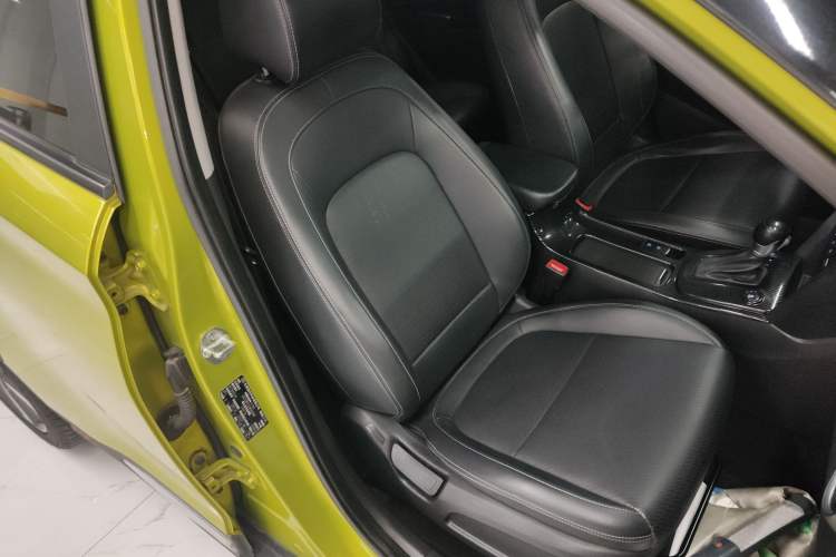 Used Hyundai ENCINO 2018 1.6T Dual-Clutch Zhilian Edition China V Standard Right Front Seat