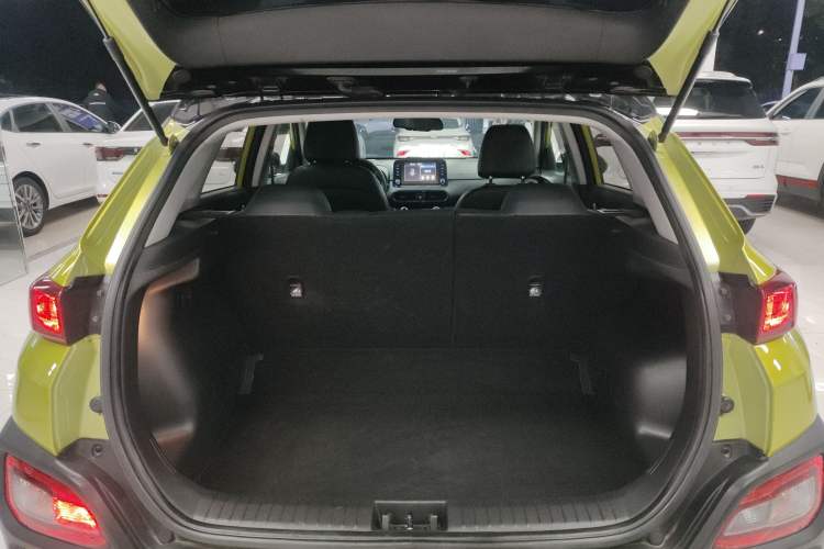Used Hyundai ENCINO 2018 1.6T Dual-Clutch Zhilian Edition China V Standard Trunk