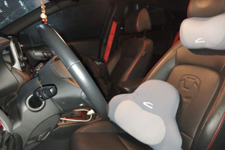 Used Hyundai ENCINO 2019 1.6T Iron Man Edition Left Front Seat
