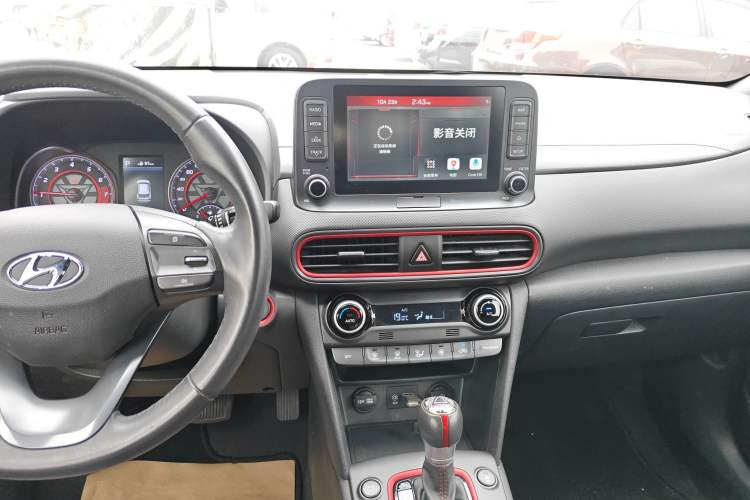 Used Hyundai ENCINO 2019 1.6T Iron Man Edition Audio And AC Panel