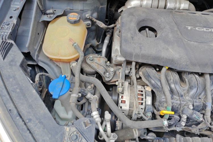 Used Hyundai ENCINO 2019 1.6T Iron Man Edition Engine Bay Right