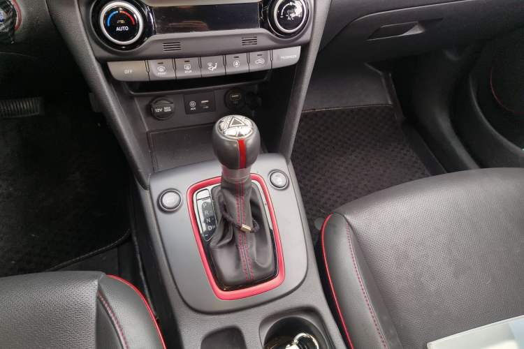 Used Hyundai ENCINO 2019 1.6T Iron Man Edition Gear Lever