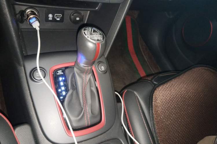 Used Hyundai ENCINO 2019 1.6T Iron Man Edition Gear Lever