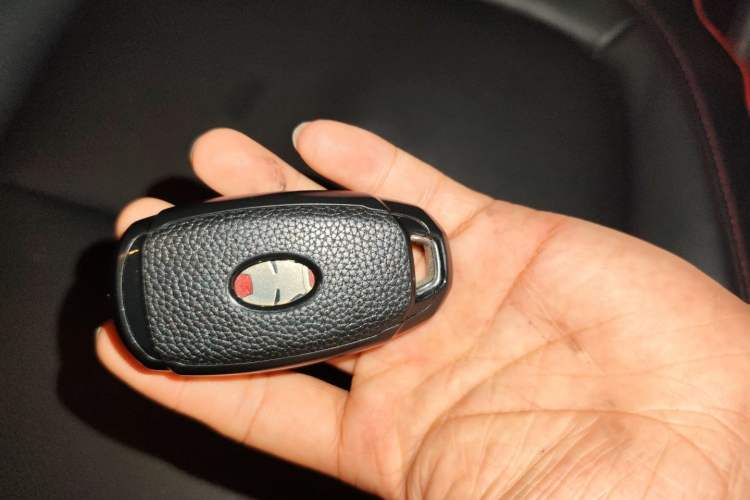 Used Hyundai ENCINO 2019 1.6T Iron Man Edition Interior 1