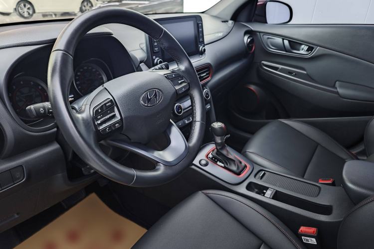 Used Hyundai ENCINO 2019 1.6T Iron Man Edition Interior 1