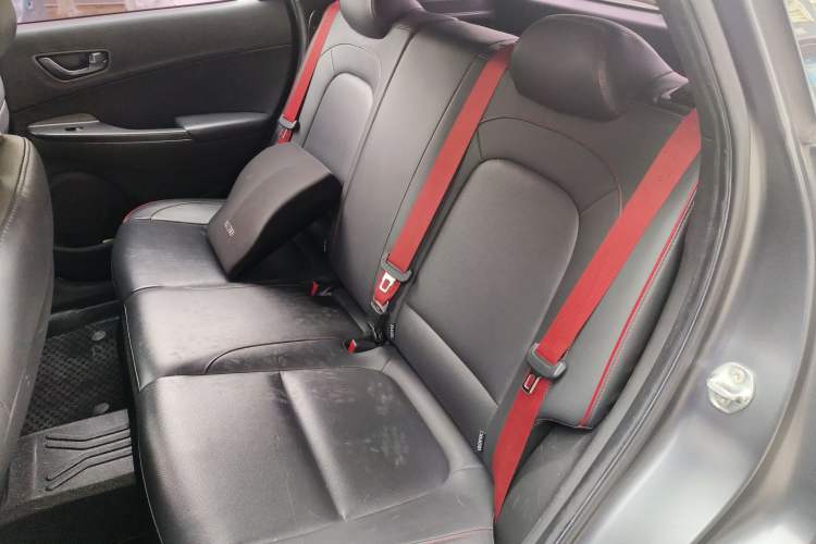 Used Hyundai ENCINO 2019 1.6T Iron Man Edition Interior 4