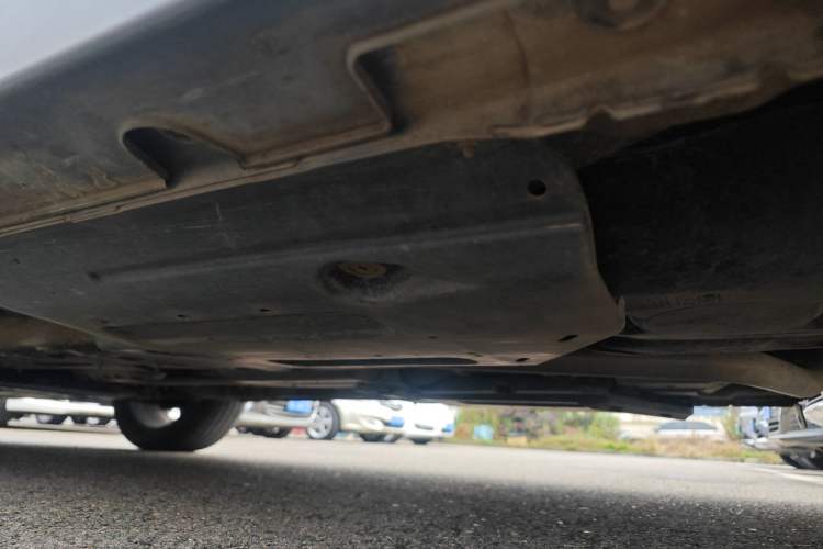 Used Hyundai ENCINO 2019 1.6T Iron Man Edition Left Side Sill