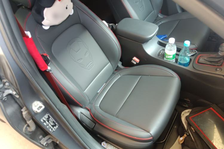 Used Hyundai ENCINO 2019 1.6T Iron Man Edition Right Front Seat