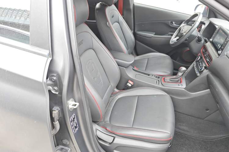 Used Hyundai ENCINO 2019 1.6T Iron Man Edition Right Front Seat