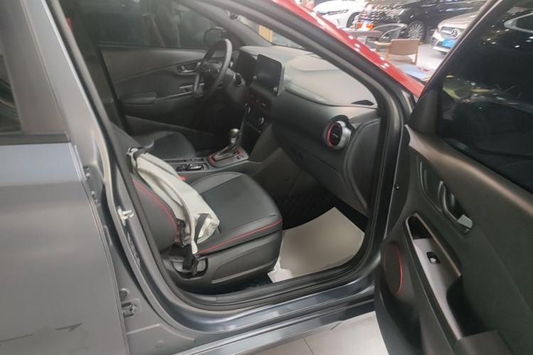 Used Hyundai ENCINO 2019 1.6T Iron Man Edition Right Front Seat