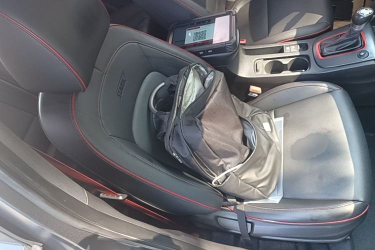 Used Hyundai ENCINO 2019 1.6T Iron Man Edition Right Front Seat
